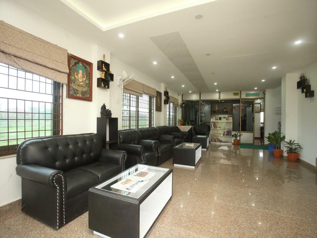 Oyo 525 Hotel Aloka Inn Rummindei Dış mekan fotoğraf